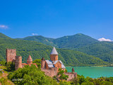 独行高加索，探秘阿塞拜疆和格鲁吉亚的自然与文化遗产